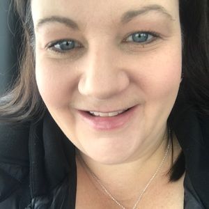 Meet your Posher, Leanne